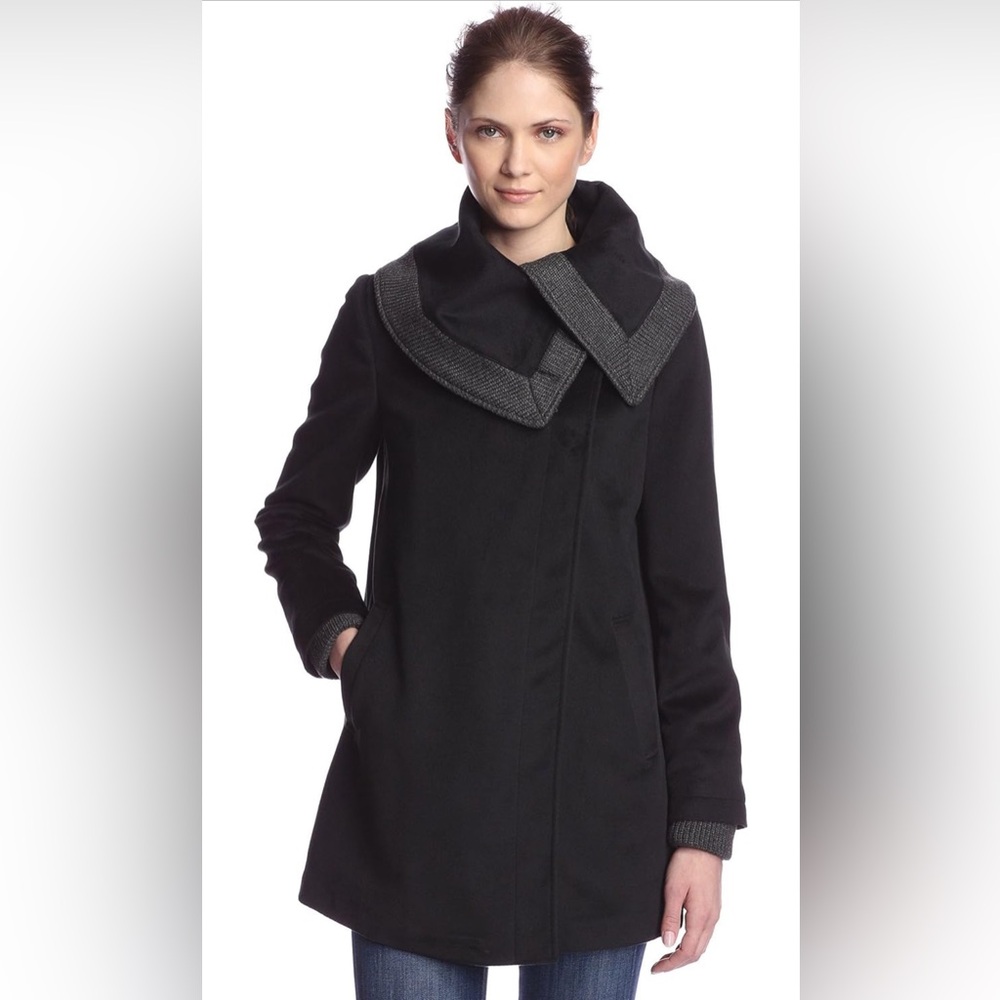 Rachel Rachel Roy Women's Fold Over Collar Knit Trim